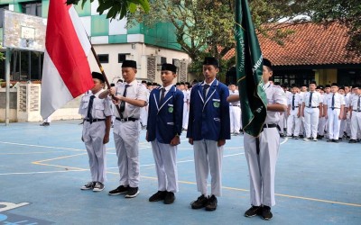 Pelantikan OSIM MTsN 5 Tangerang Berlangsung Khidmat Bertepatan dengan Peringatan Hari Pahlawan